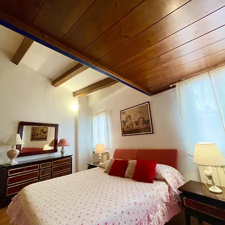 Wellstay Old Town 3* 페루자