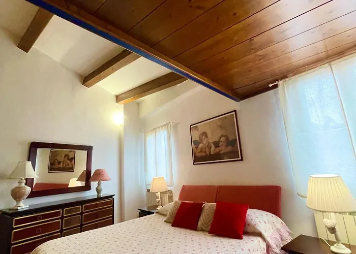 Wellstay Old Town 3* Perúgia